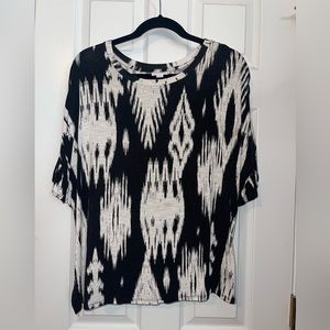 Lularoe Dahl - Large
